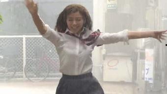 娱乐吃瓜酱男生恋爱脑,恋爱脑爆发！娱乐吃瓜酱男生揭秘恋爱中的甜蜜与疯狂